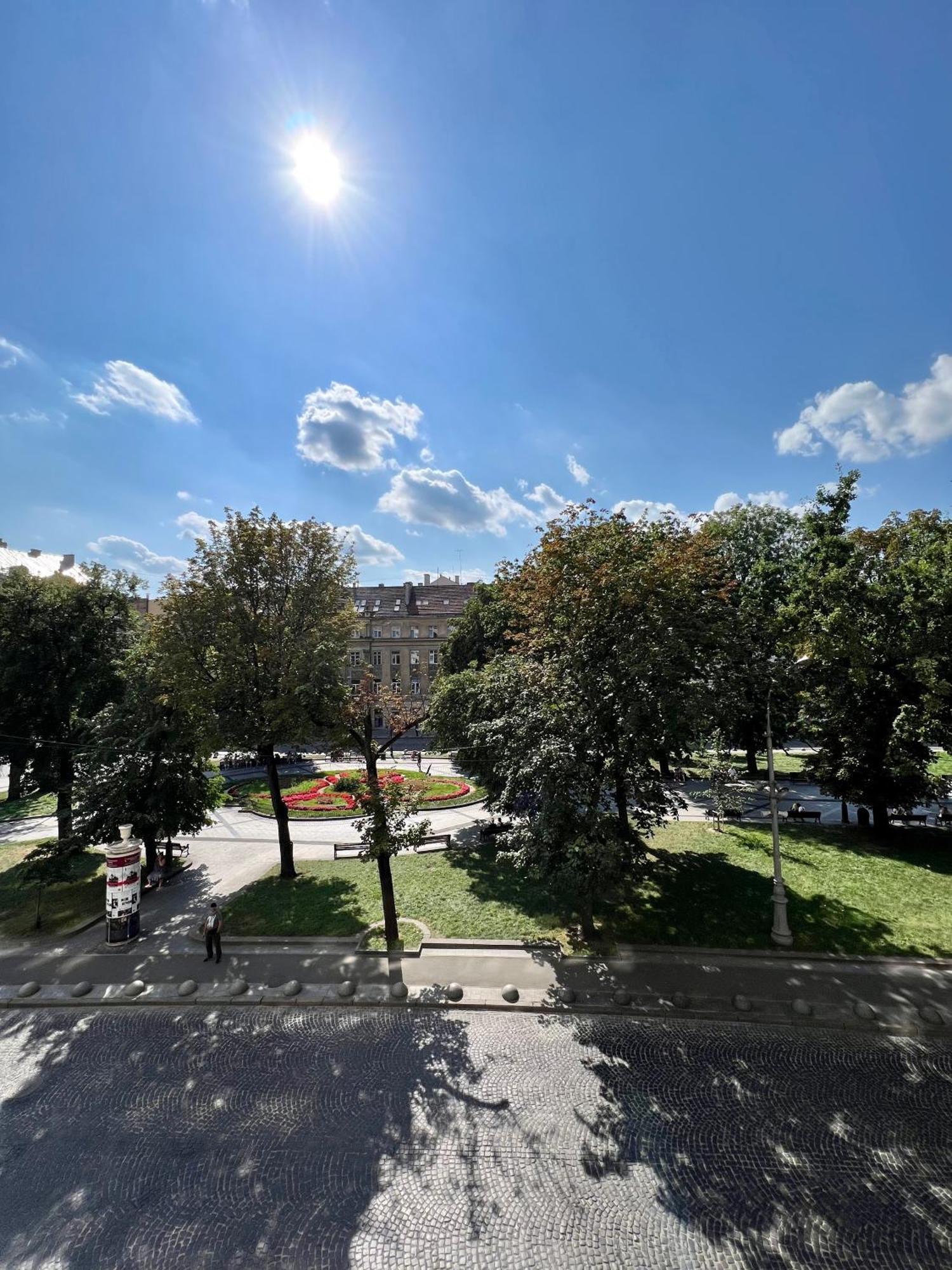 Avenue Apart Lviv Exterior foto